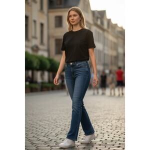 Chicos 2 Bootcut Jeans dark wash sz 12 short petite WJ103